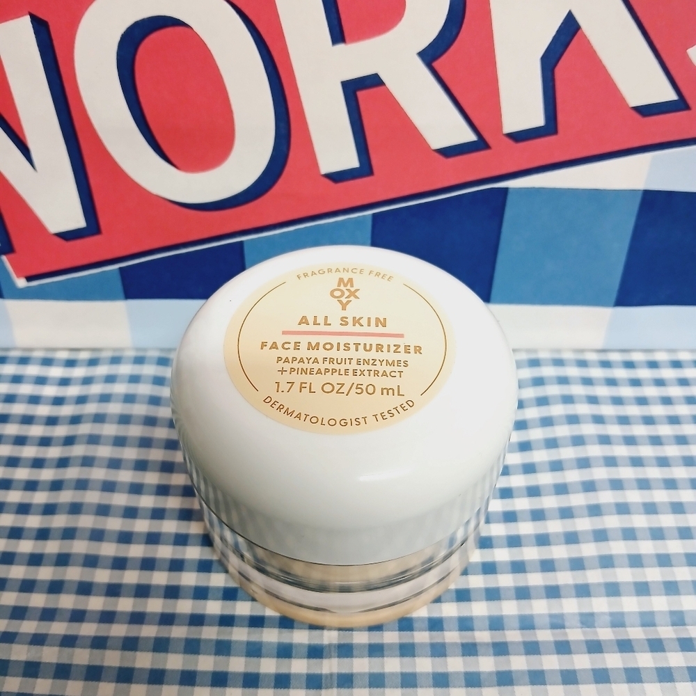 Bath and Body Works MOXY All Skin Face Moisturizer
